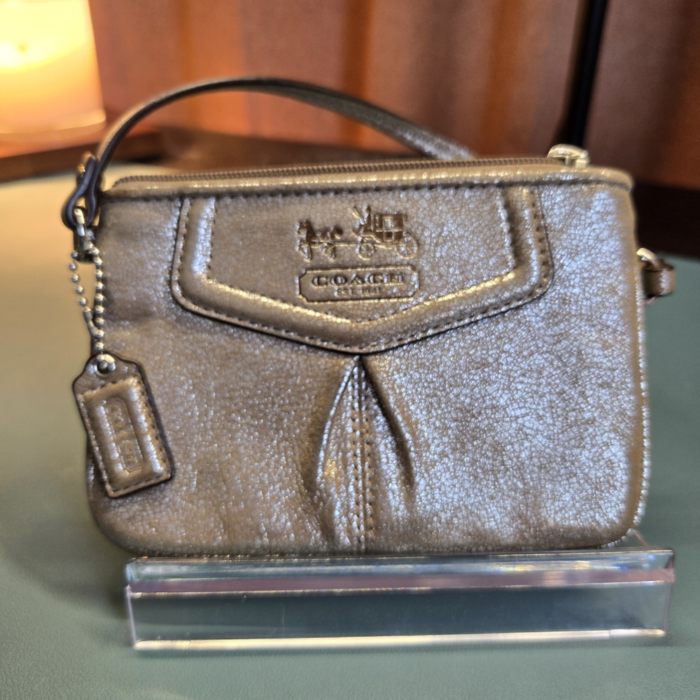 COACH Madison Pleated Silver Metallic Wristlet 44381